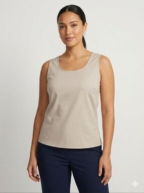 Tilly's Women's Scoop Neck Tank Top in Taupe Tilly Endurables